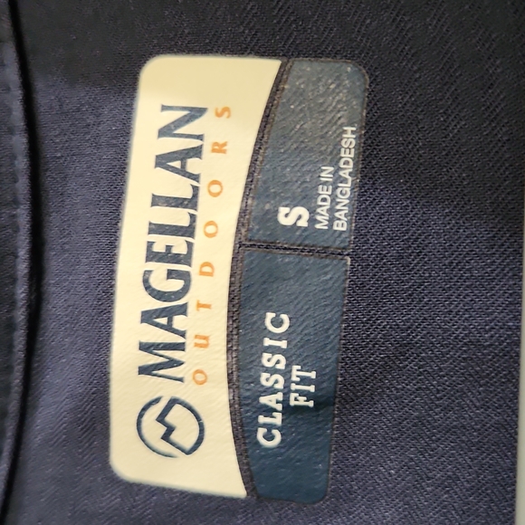 Magellan classic fit 2 button shirt - Picture 4 of 6